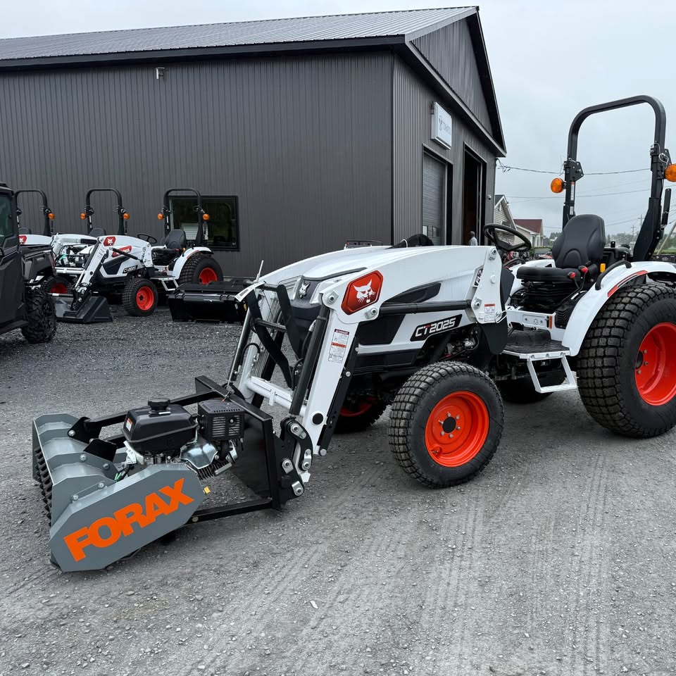Dominic Côté Facebook ad: 2026 BOBCAT CT2025 MST