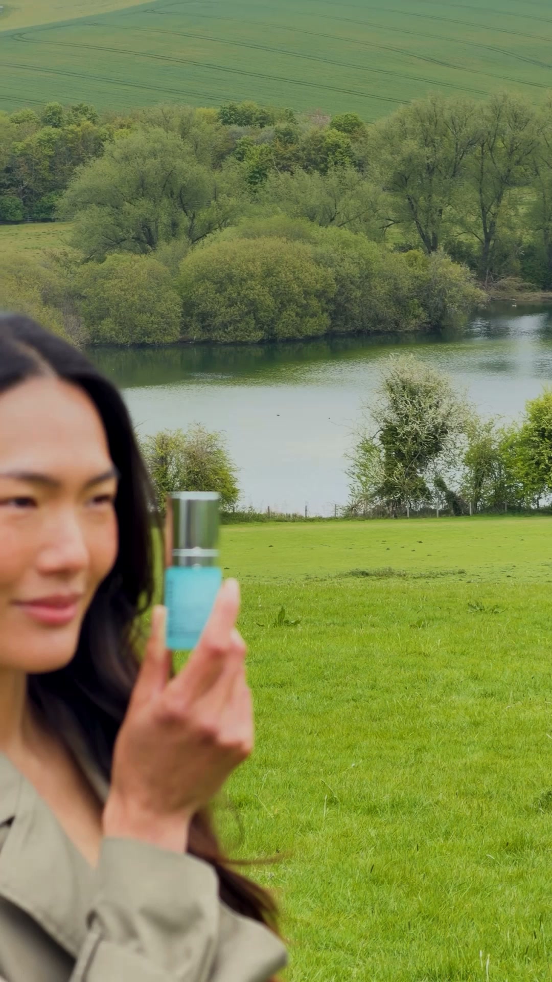 Elemis Facebook ad: NEW Pro-Collagen Future Restore Eye Serum