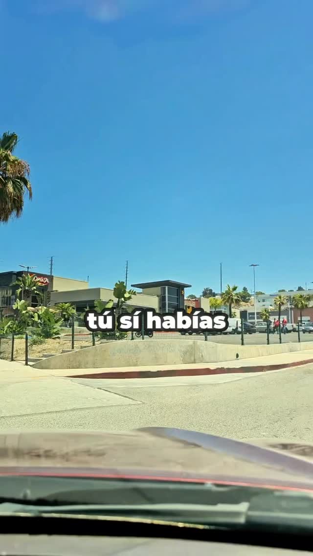 Oishi Ramen Pacífico Facebook ad: Ven a Centro Comercial Pacífico por el tuyo…