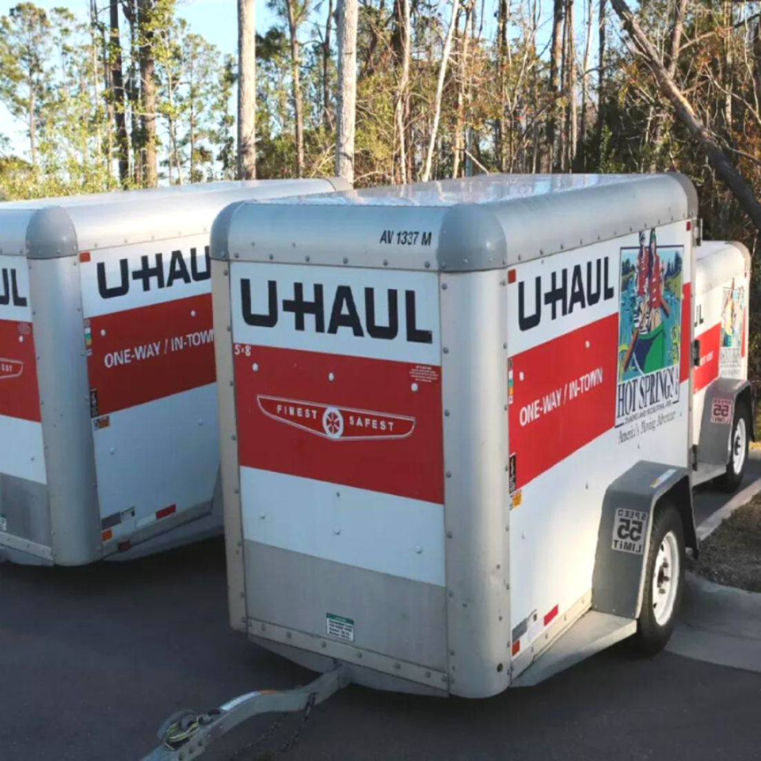 Montford Alana Facebook ad: Cargo trailers