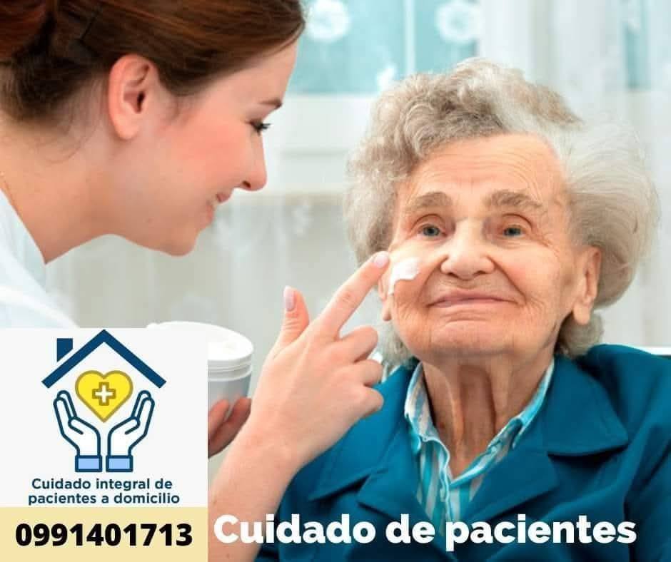 Cuidado de pacientes a domicilio Ecuador Facebook ad: Chatea con nosotros