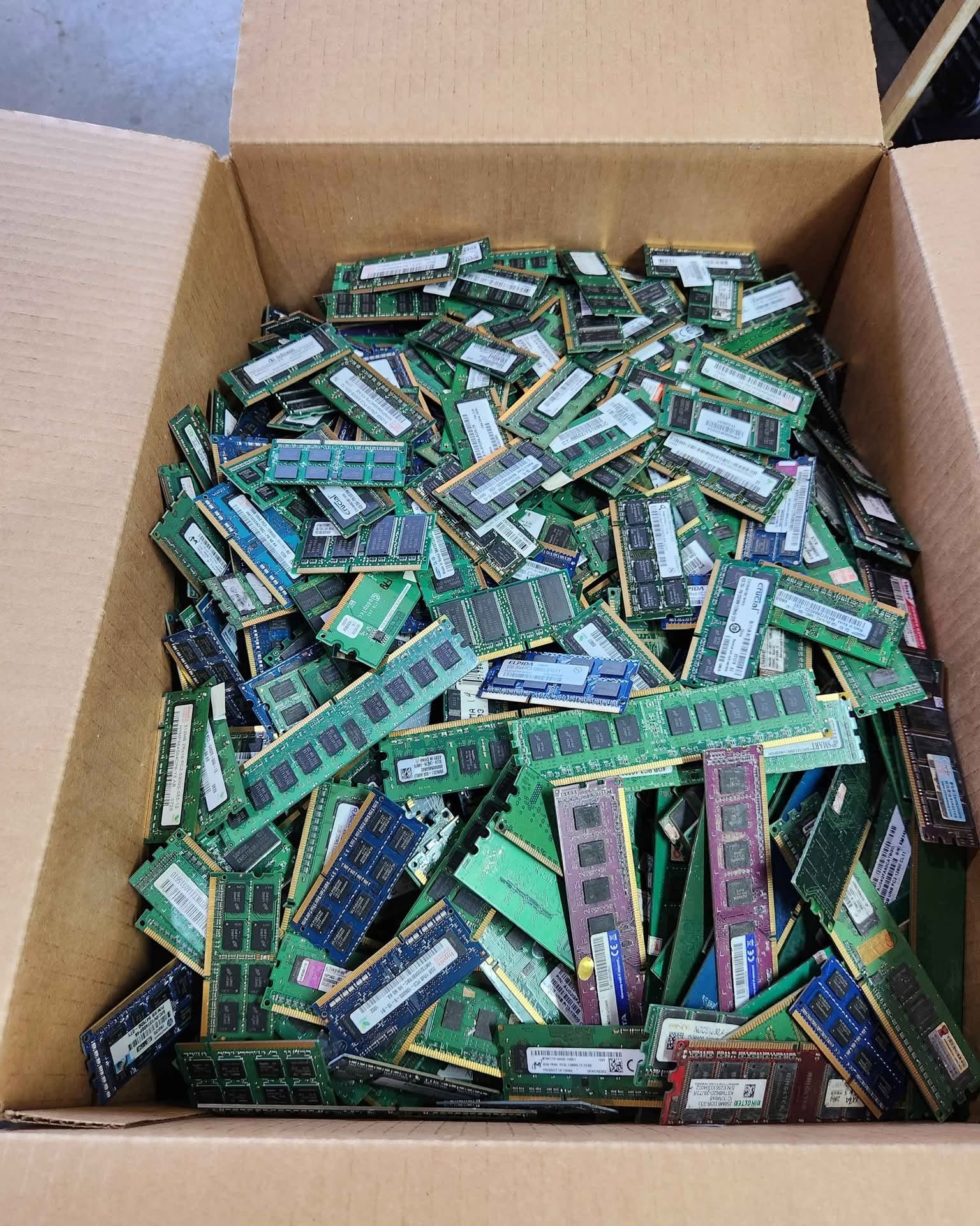 JD Wells Facebook ad: We Buy Old RAM, CPUs, Motherboards & More