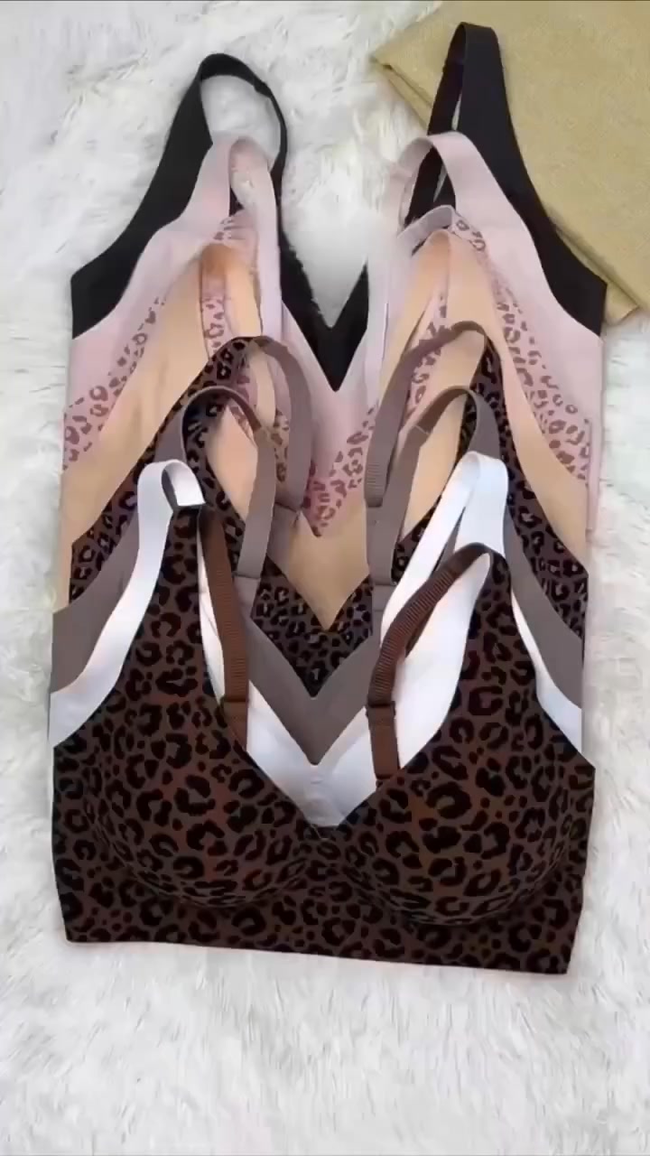 Sunny bee Facebook ad: These jelly push up bras are so cute…