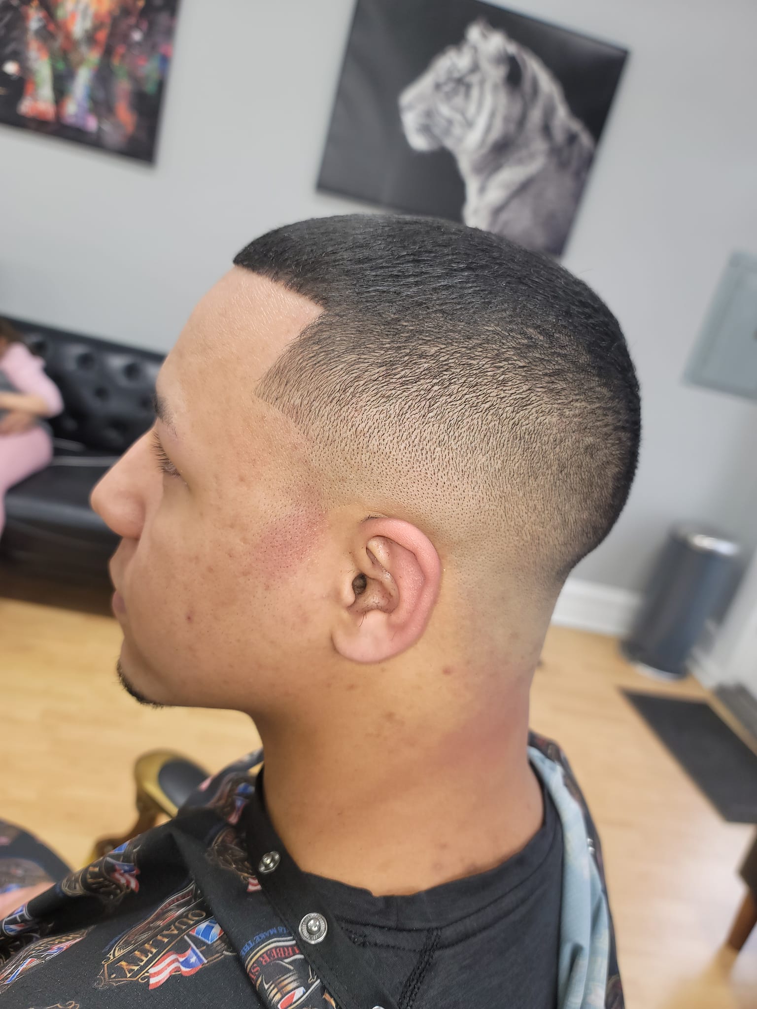 High quality barber shop/ pgh Facebook ad: Barbería