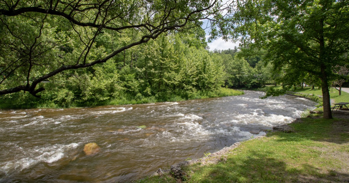 Cherokee Family Adventure RV Resort Facebook ad: Escape the ordinary and park your home-on-wheels in…