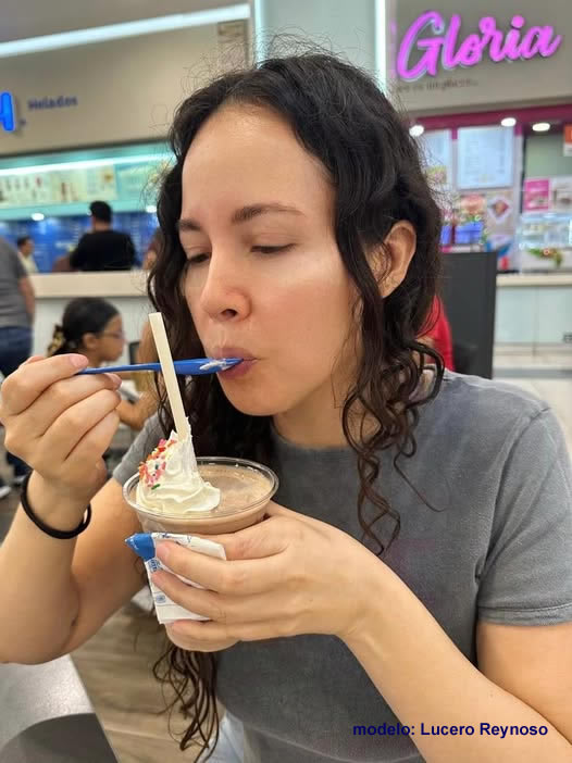 Lucero Reynoso Facebook ad: ¿Necesitas una señal para seguir adelante?