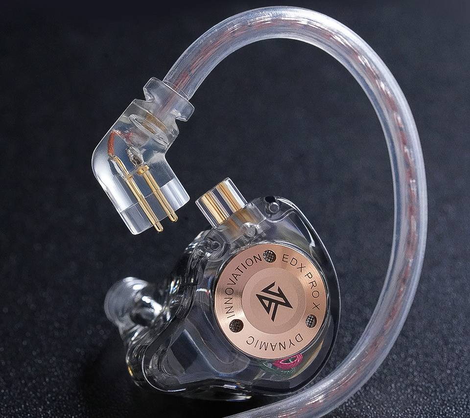 D'E10 Facebook ad: ¿Estas buscando audifonos in ear con calidad de…