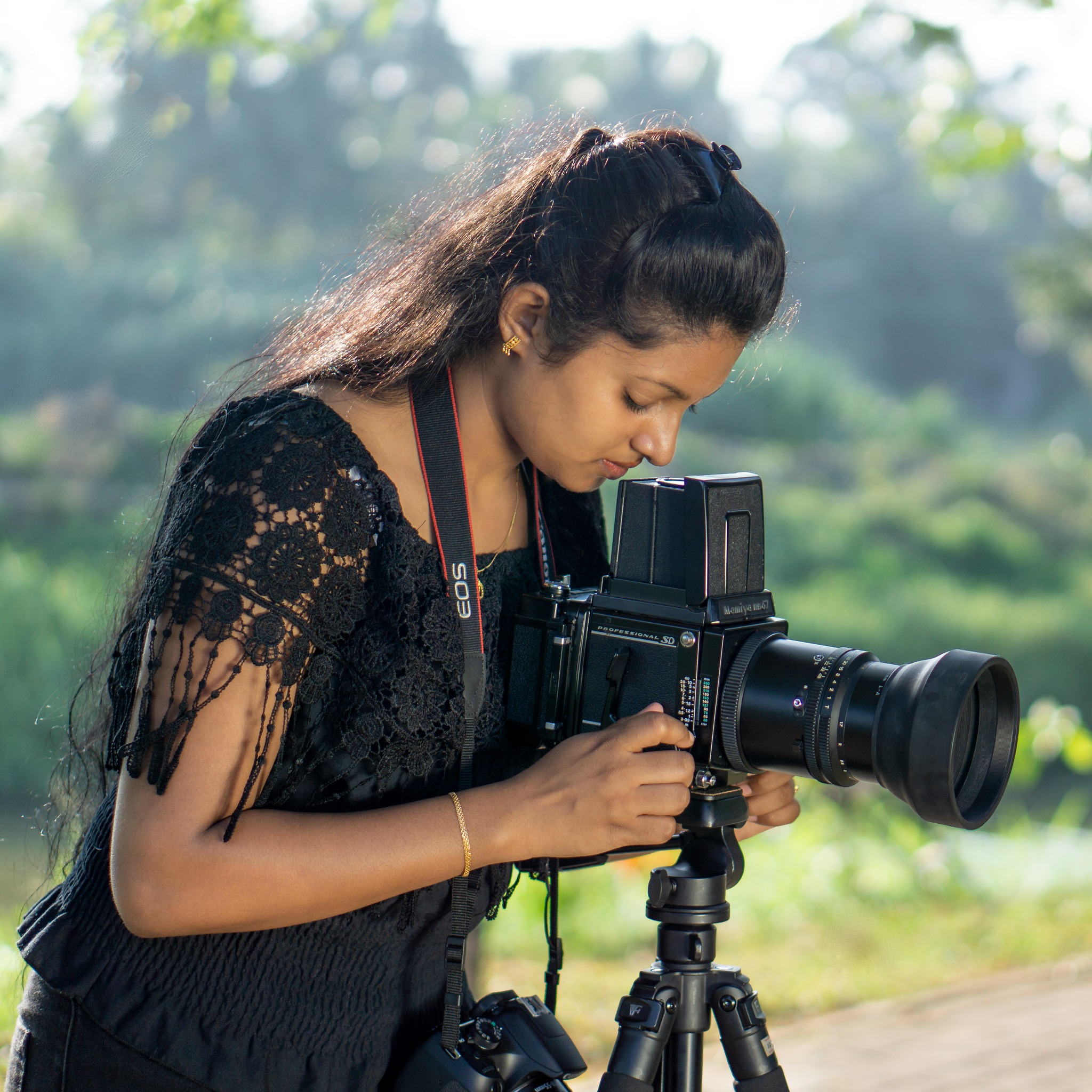 Fotostar Photography Academy Facebook ad: Chat with us