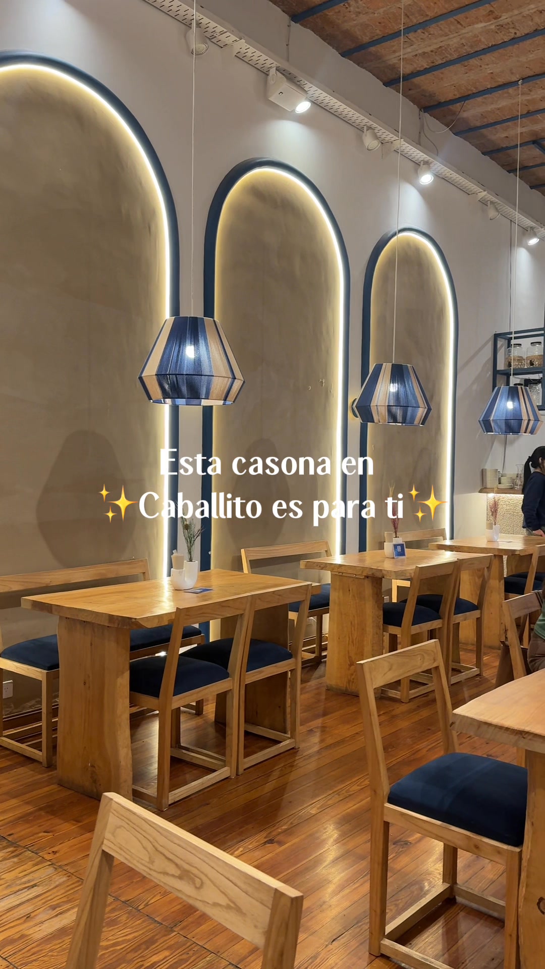 Enoile Café & Eventos Facebook ad from Dec 5, 2025