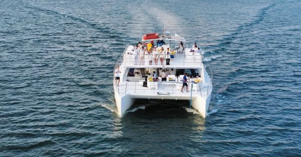 Seahorse Yacht Philippines Facebook ad
