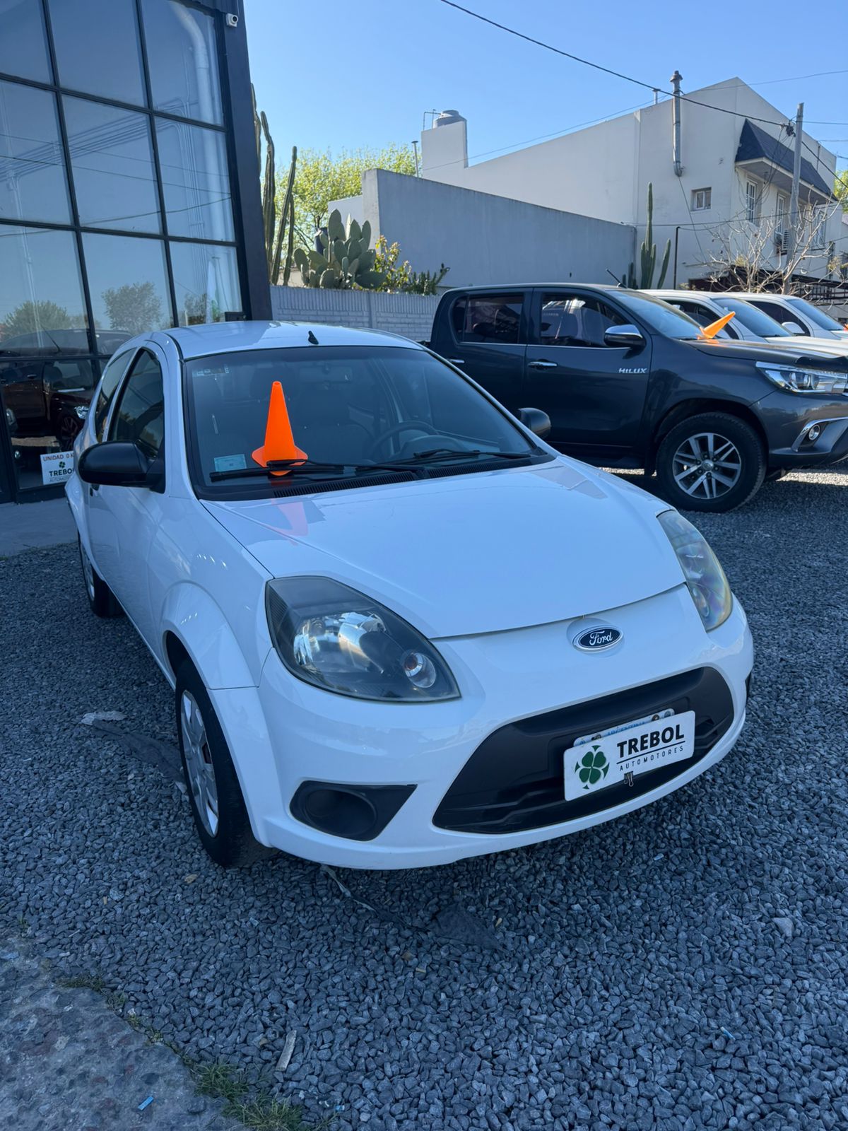 Trebol Automotoressa Facebook ad: ¡Encontrá el auto que estás buscando en Trebol…