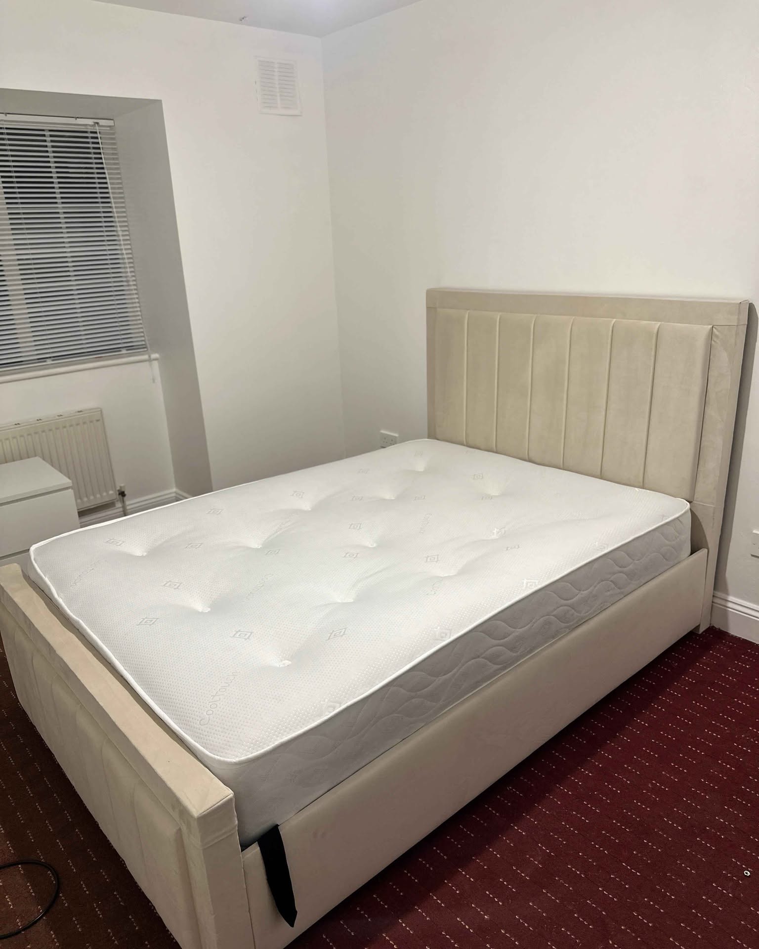 Naveed Shahzada Shahzada Facebook ad: Double ottoman storage bed & mattress in just 499€ with…