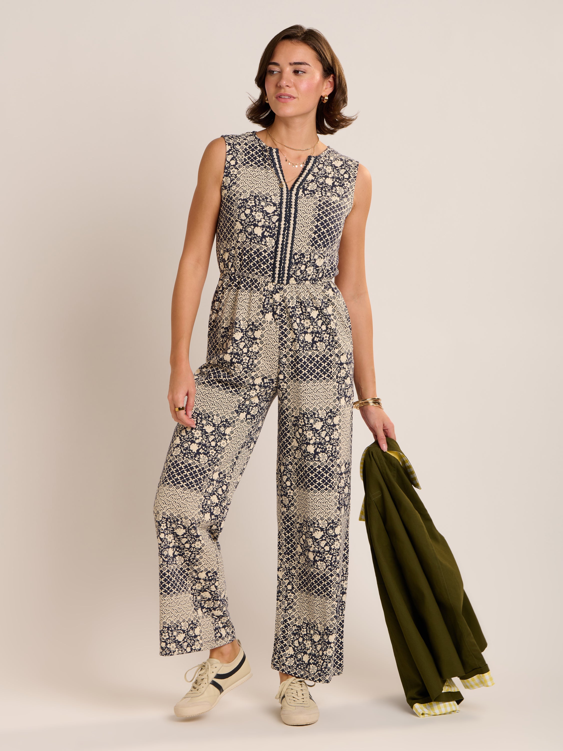 Brakeburn Facebook ad: Your summer wardrobe sorted.
