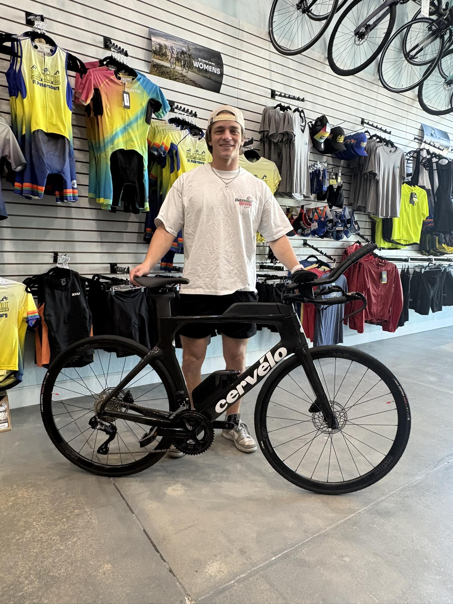 Playtri St. Petersburg Facebook ad: NEW BIKE DAY!
