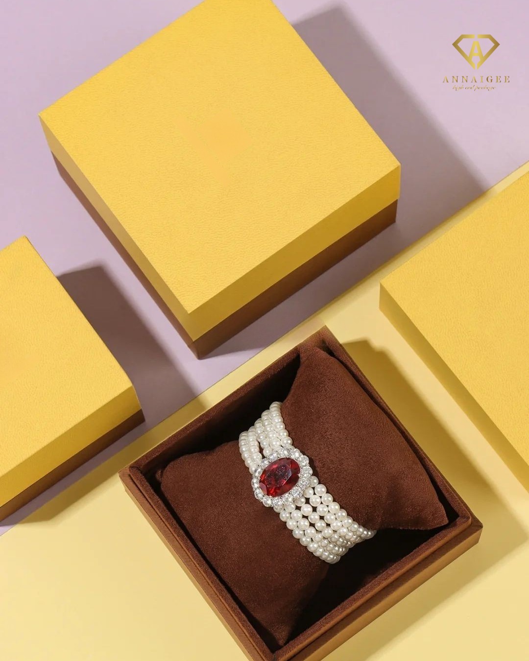 Annaigee Custom Jewelry Packaging Facebook ad