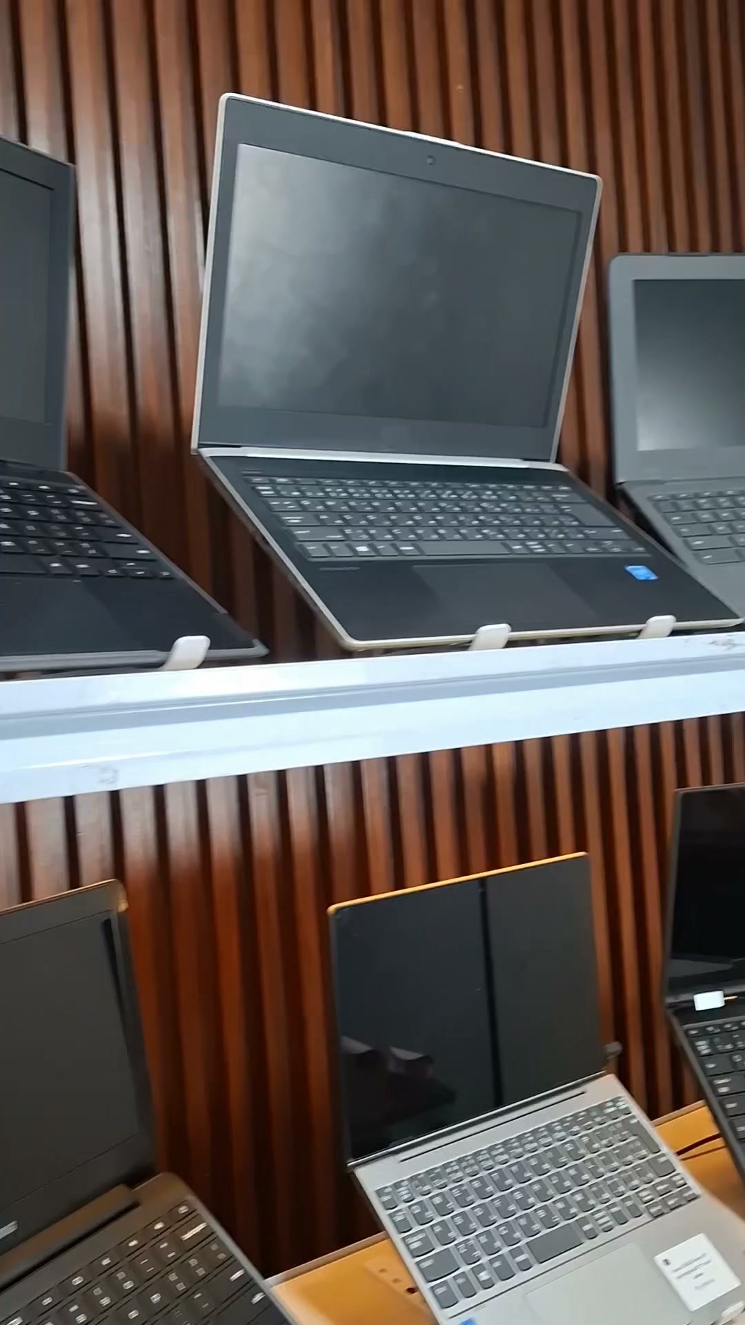 Battle Star Computer Trading - Imus Facebook ad: 2,499 LAPTOPS IMUS HULUGAN!