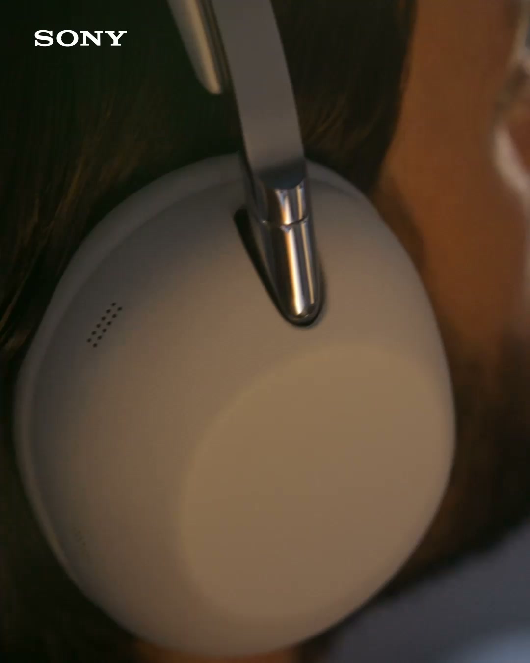 Sony Middle East Facebook ad: Sony 1000X THE COLLEXION