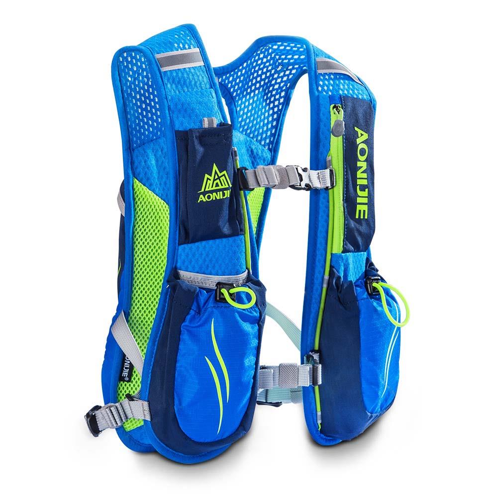 Aonijie Facebook ad: Tu marca de trail running!