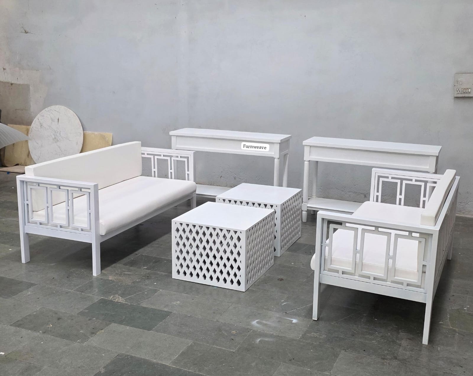 Furnweave Facebook ad: Custom Furniture for Weddings & Events