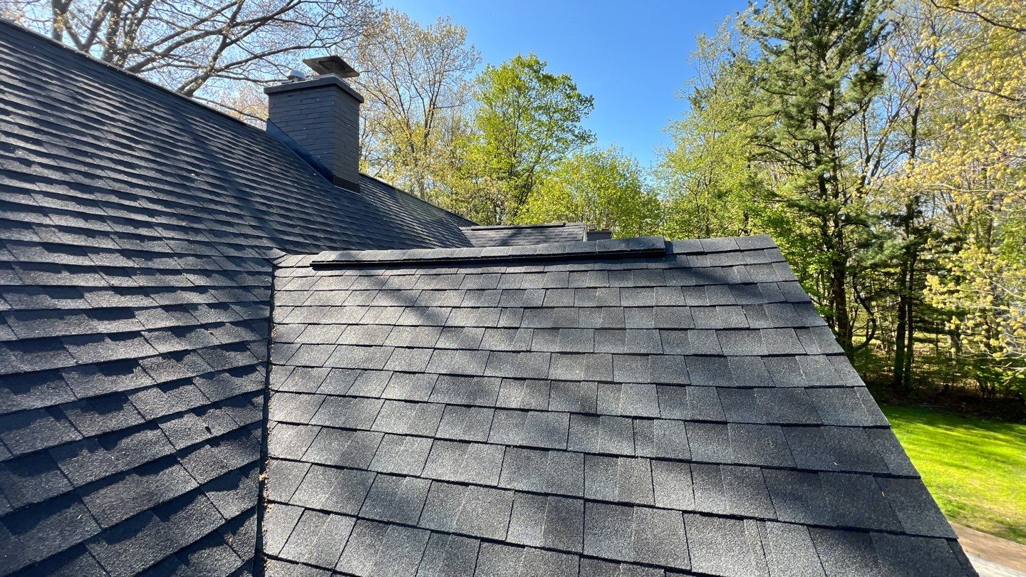 Armored Roofing & Construction Facebook ad
