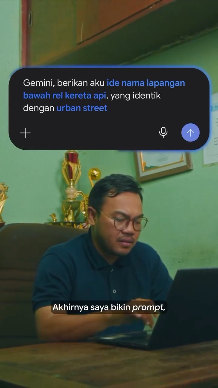 Fardi Yandi Facebook ad: Di bawah rel yang dulu identik dengan gelap…
