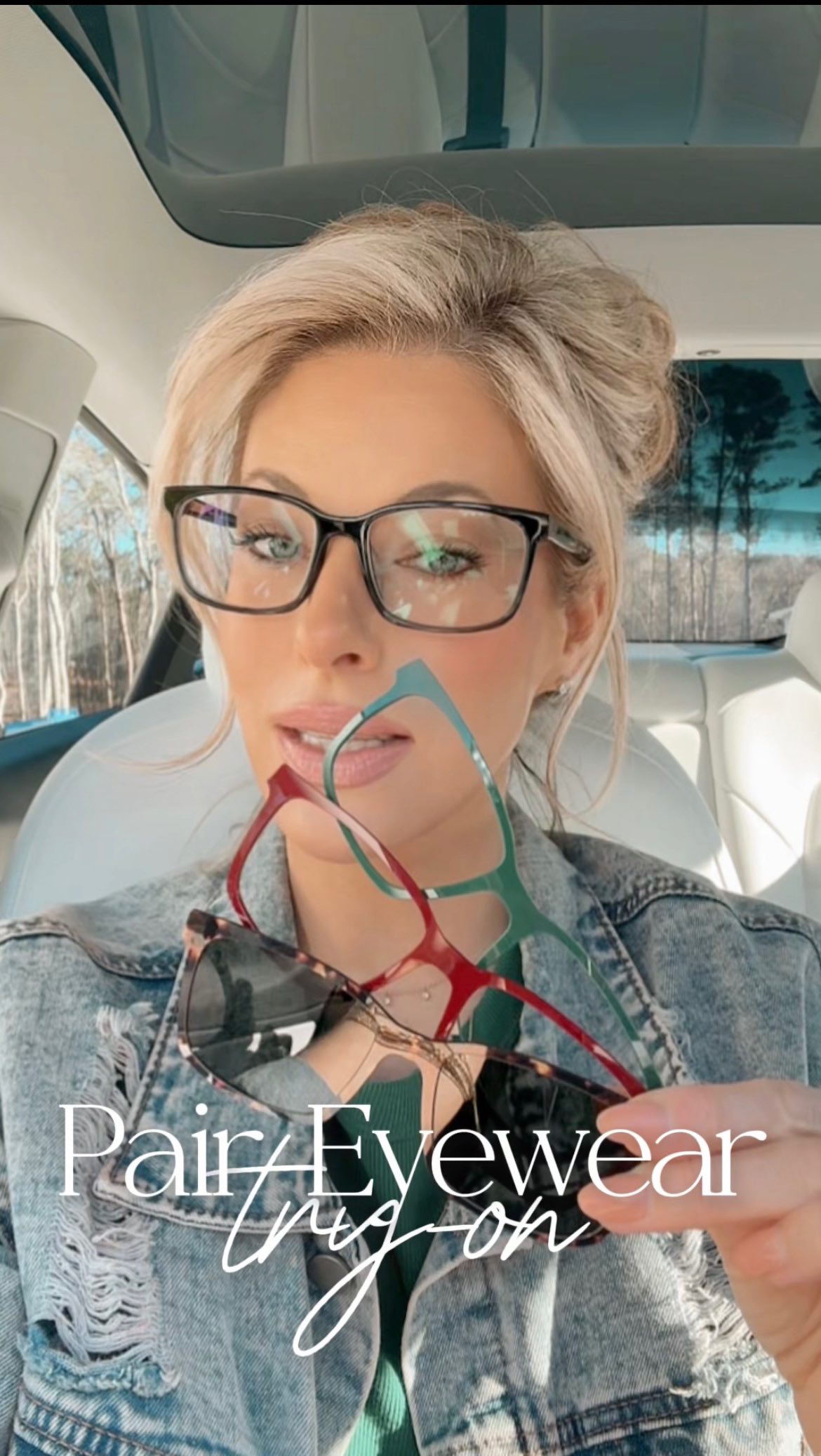 Stephanie Leigh Schlund Facebook ad: One pair of glasses, So many mini looks.