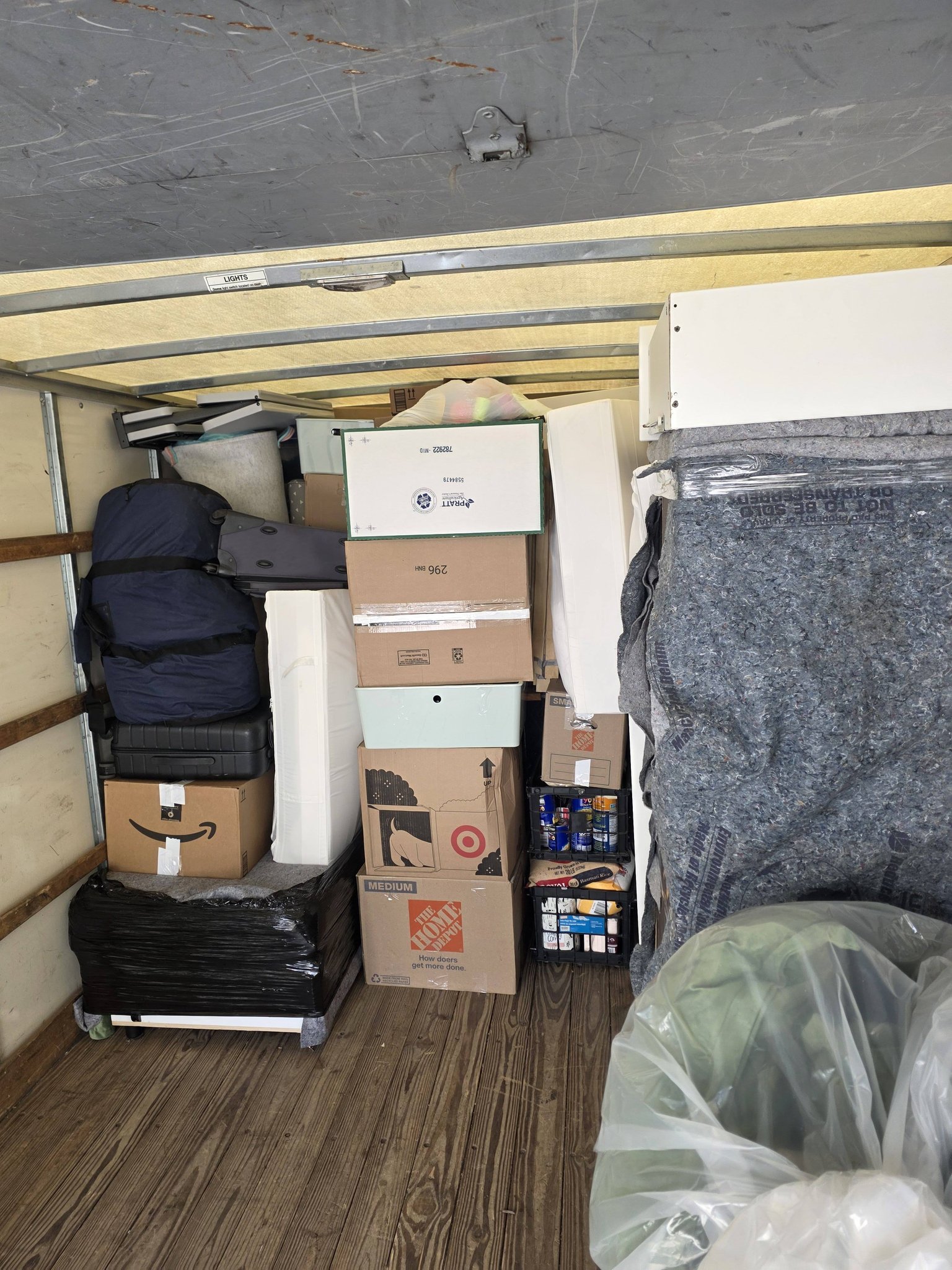 Elvisco De Best Mover LLC Facebook ad