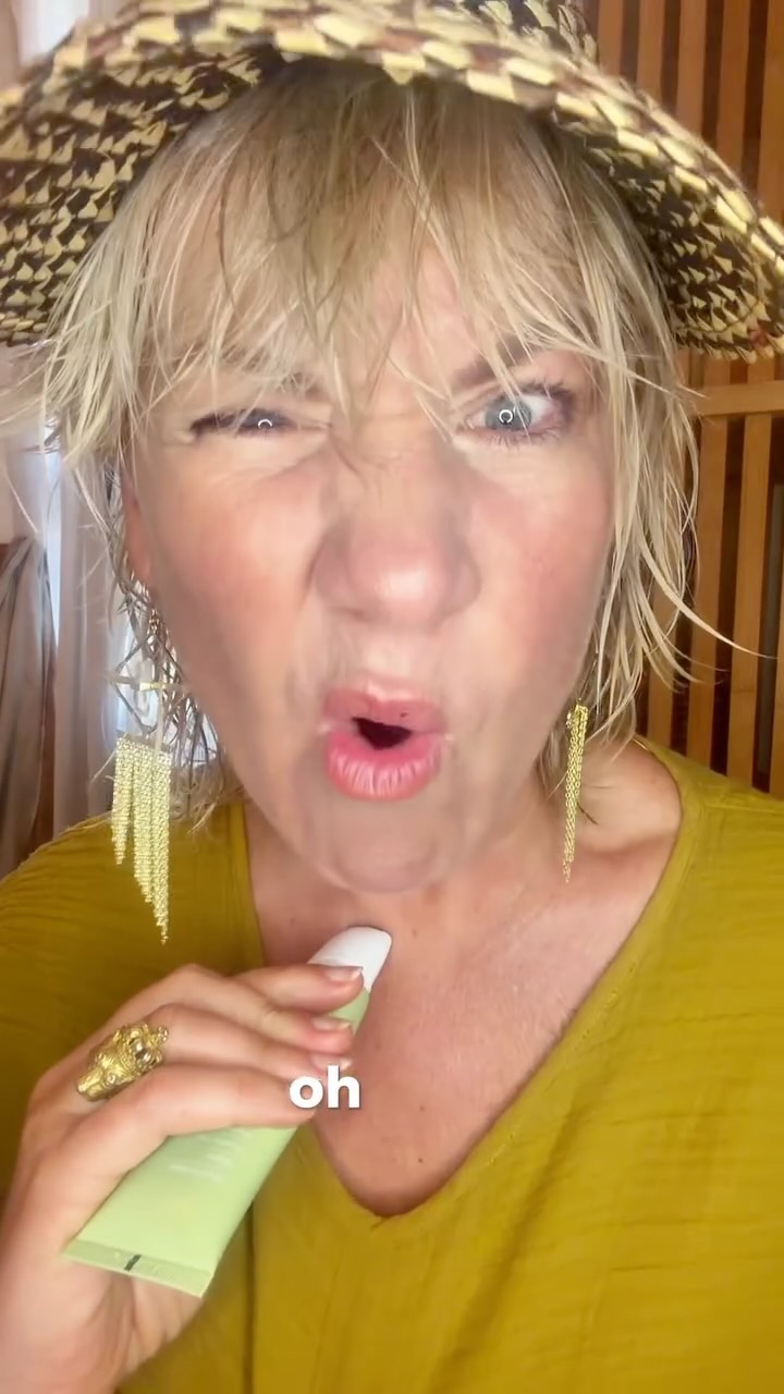 Hey Bud Skincare Facebook ad: I love getting older.