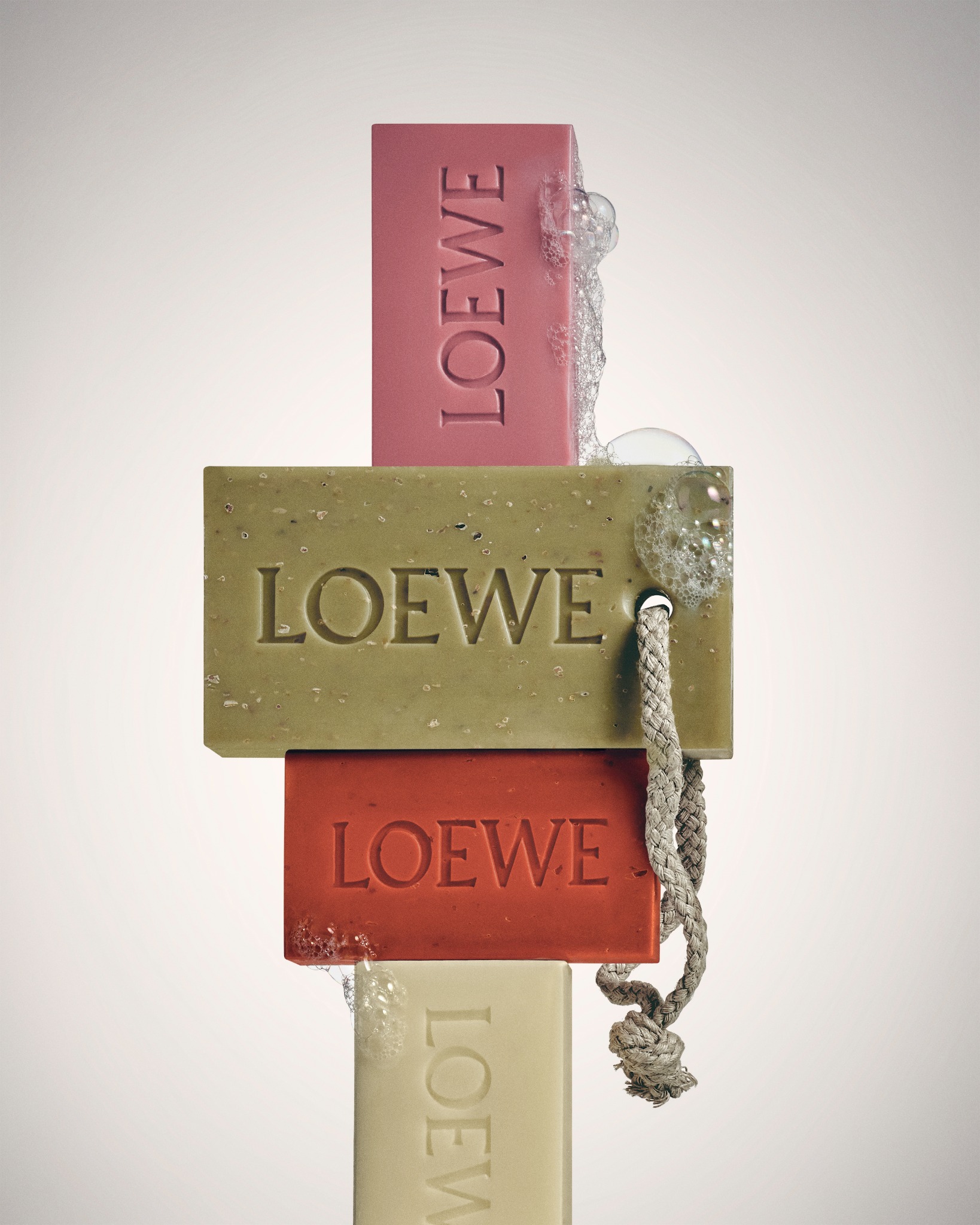 LOEWE Perfumes Facebook ad