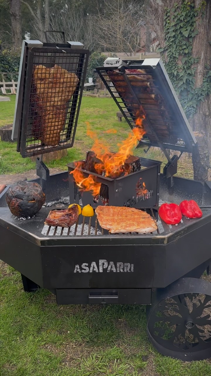 Asaparri Facebook ad: El fuego se prende, la carne empieza a…