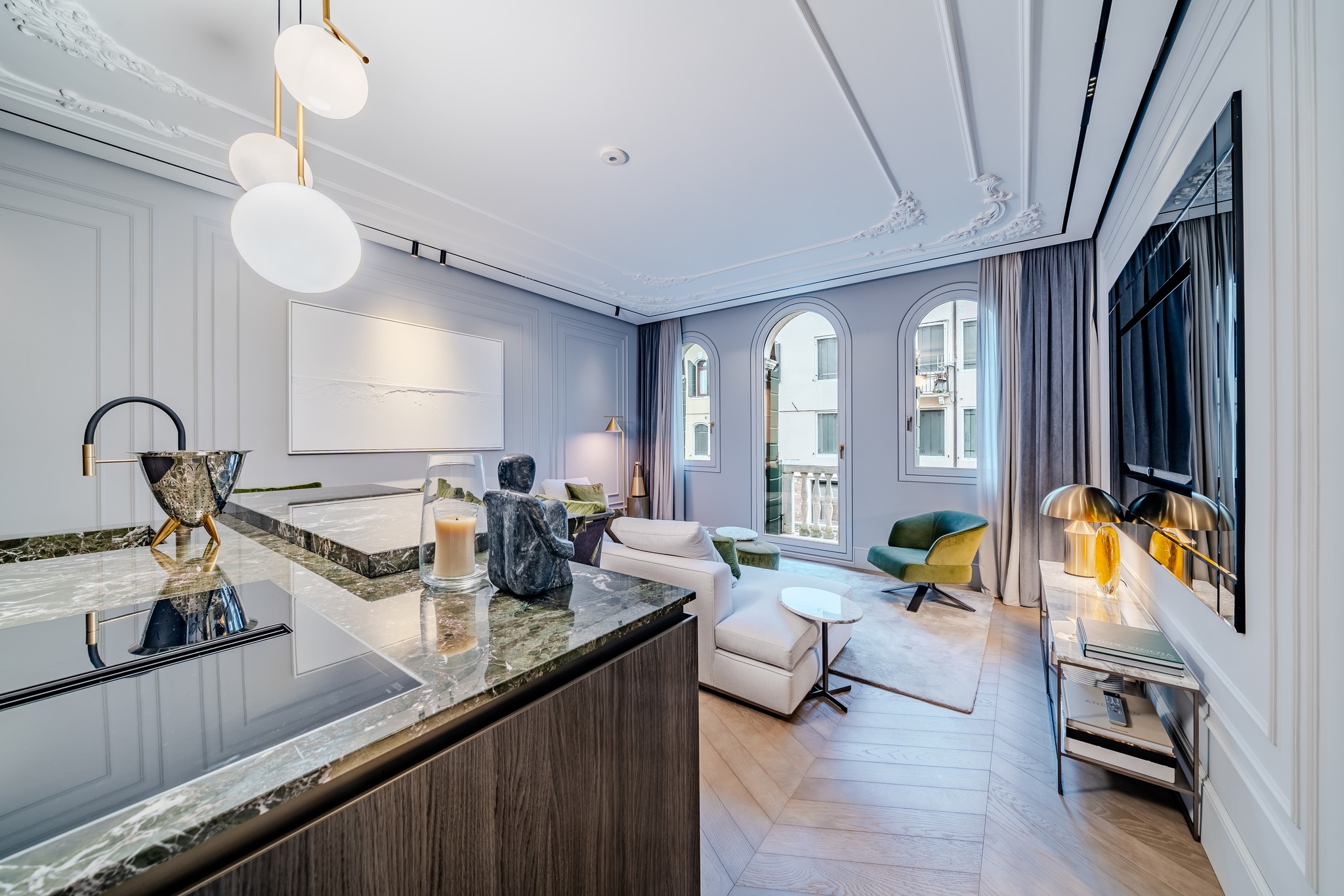 EV Venezia Facebook ad: Vivere Venezia in un pied-à-terre unico, con il…