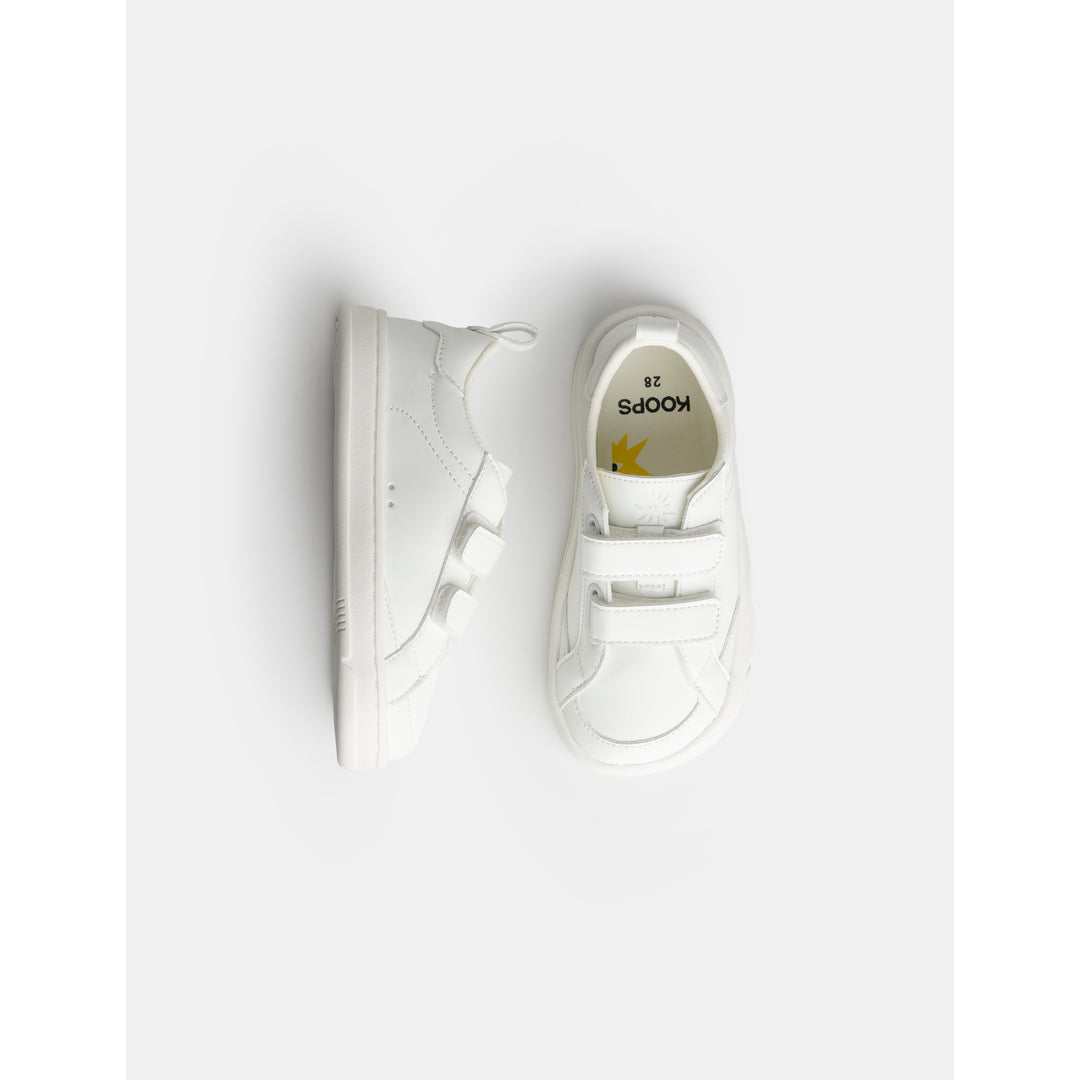 KOOPS Facebook ad: Calzado barefoot para niños, diseñado por podólogos para…