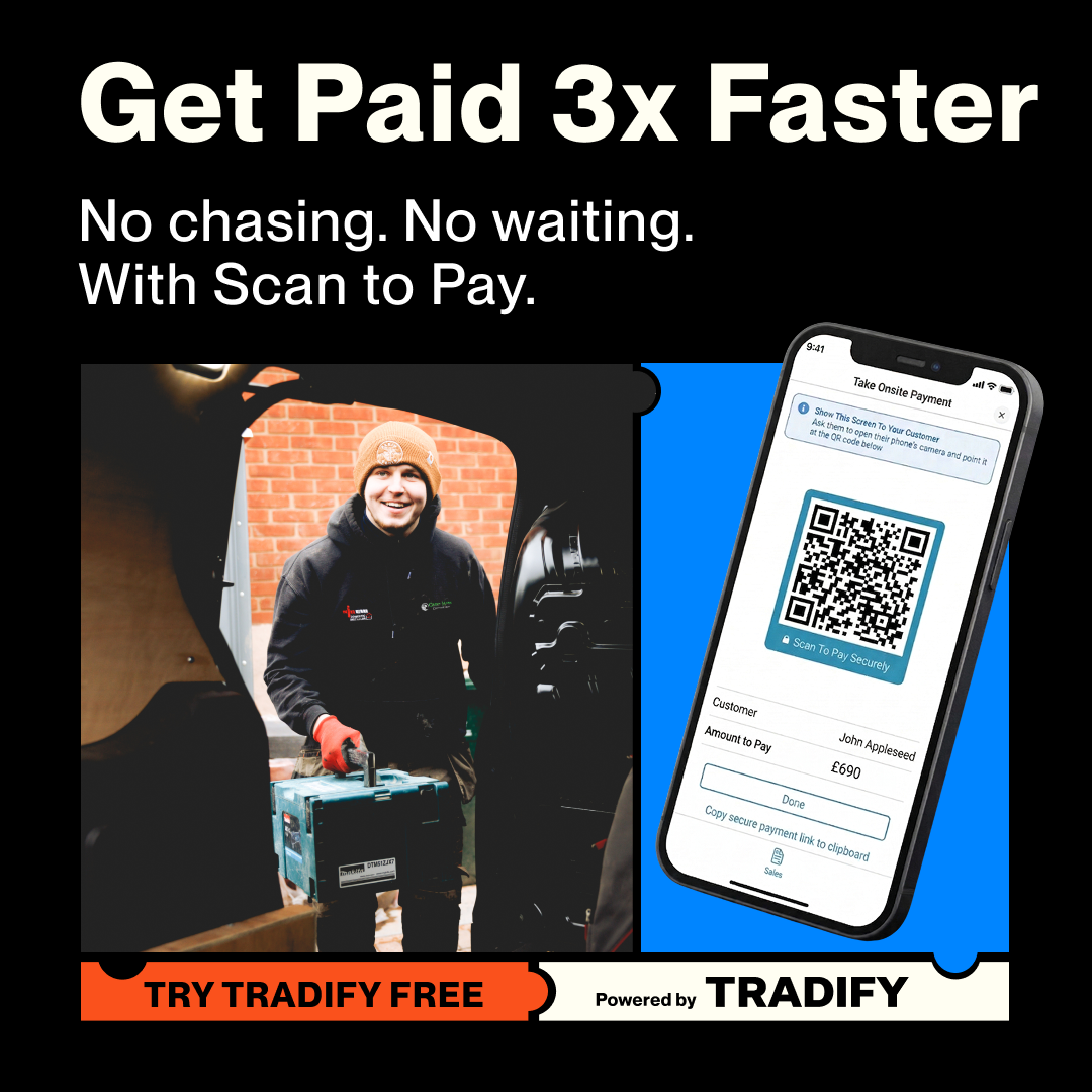 Tradify Facebook ad: Close the Gap on Your Cash Flow