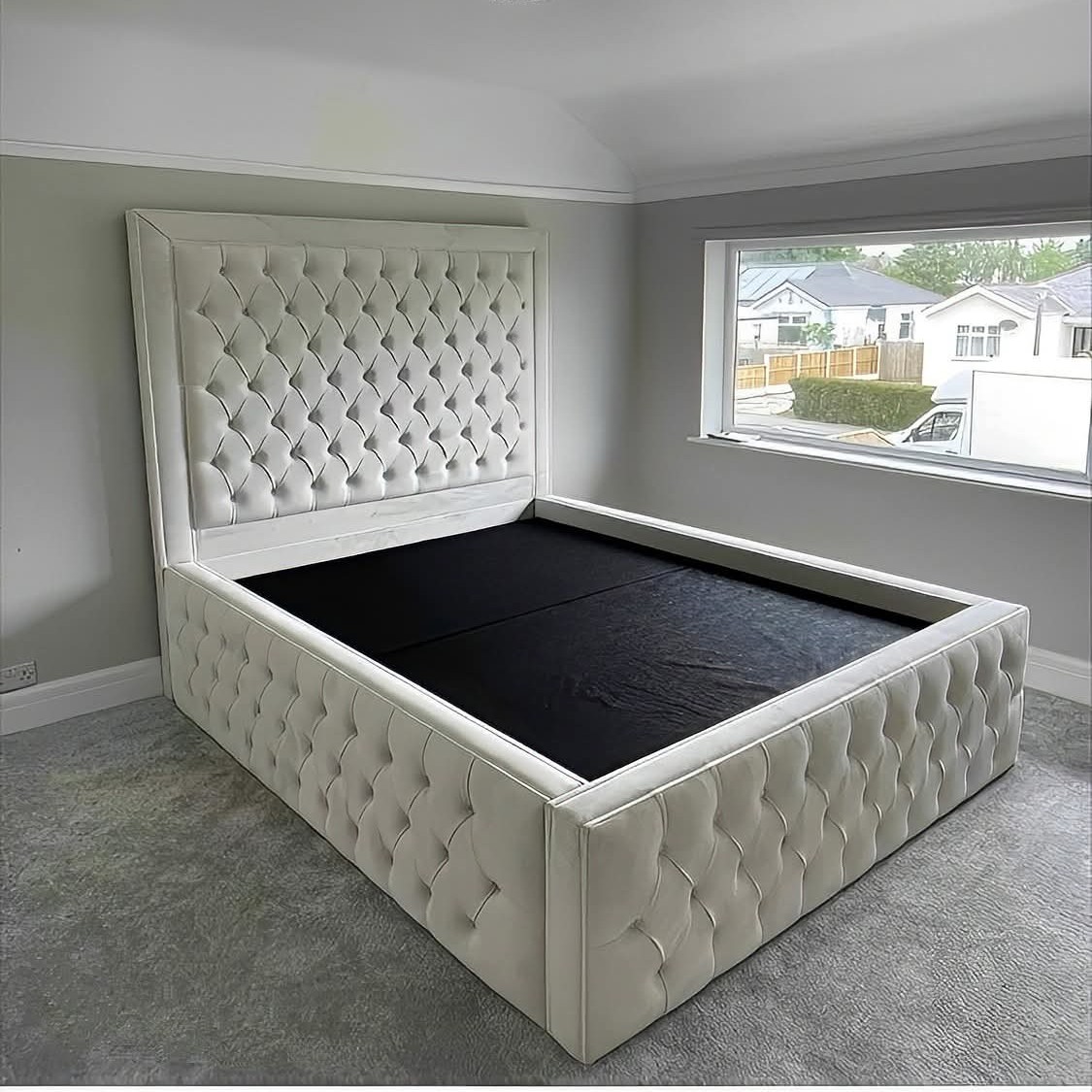 Phoenix Beds UK Facebook ad
