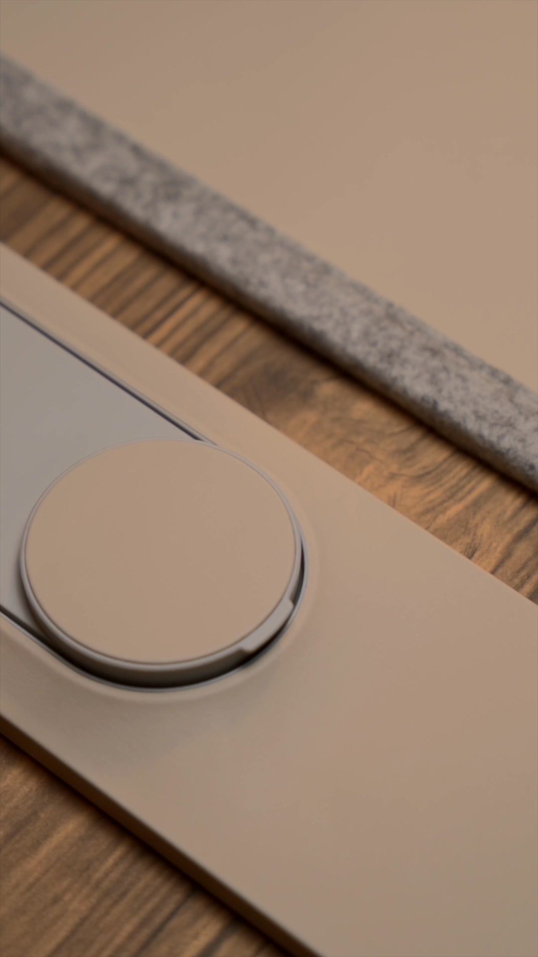 Journey - JRNY Facebook ad: Lift your phone. Charge with ease