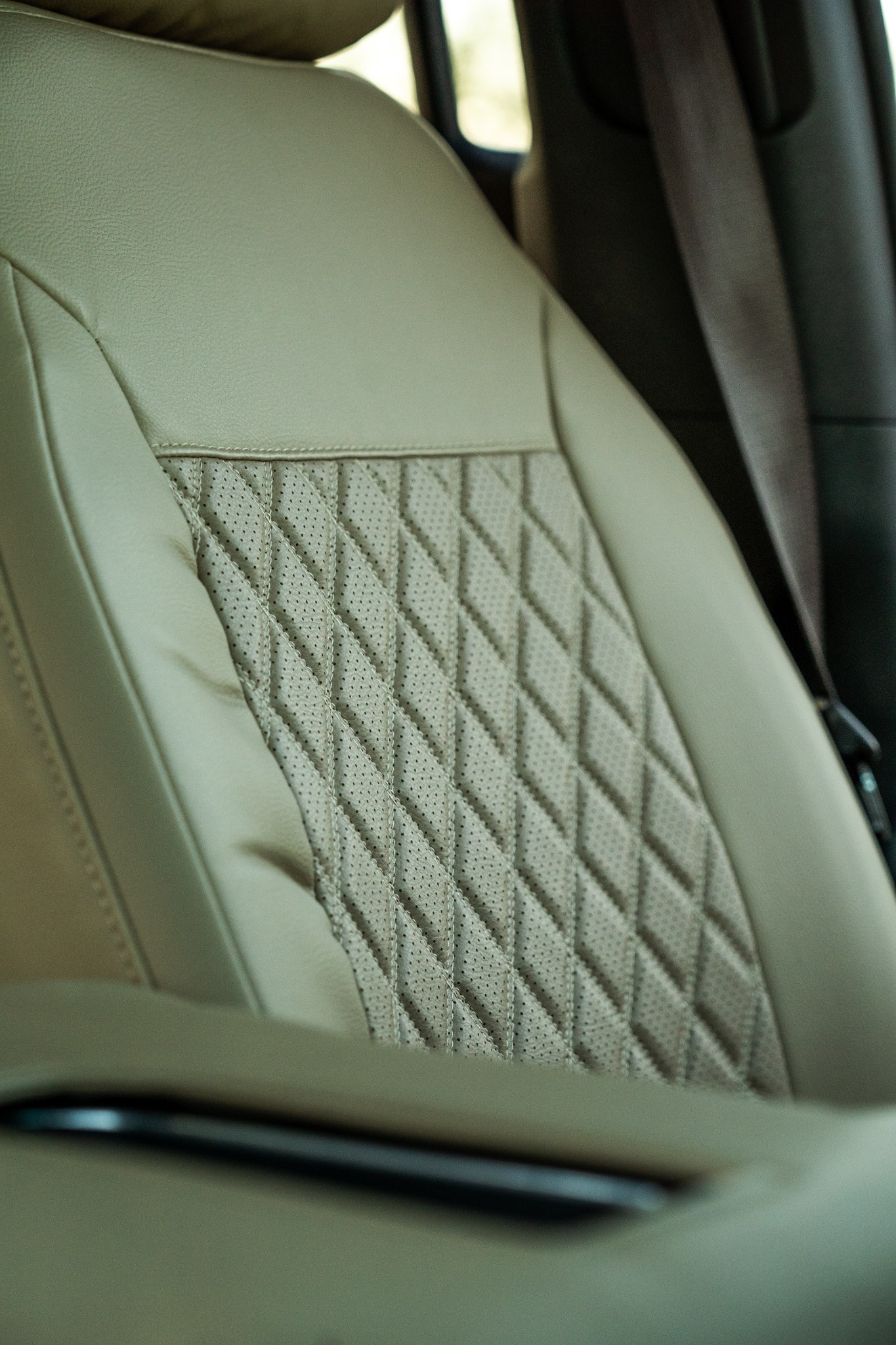 Seat Covers Unlimited Facebook ad
