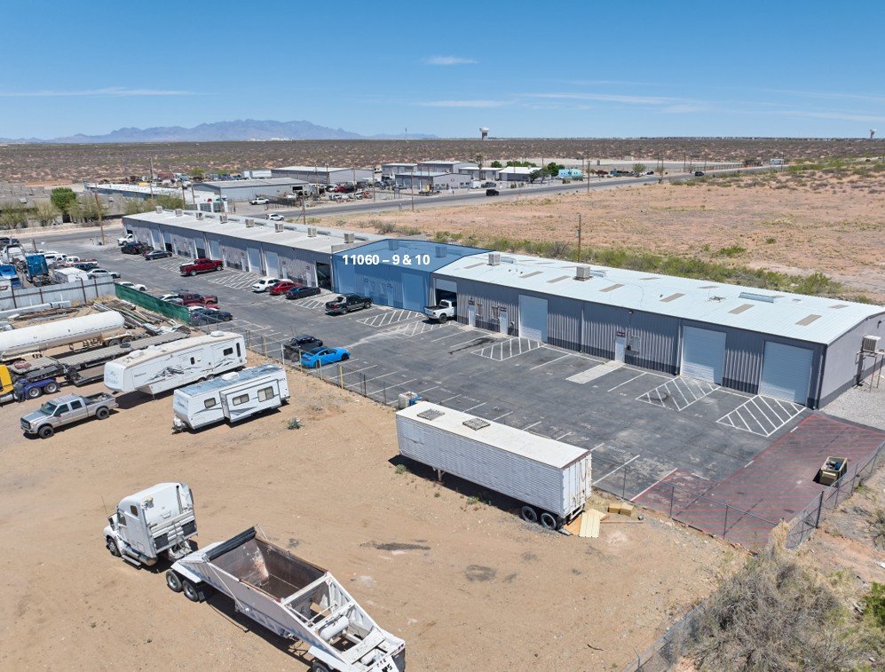 Kiely Kreitzberg Facebook ad: Warehouse - Modern Front Office - Mezzanine - El Paso, TX