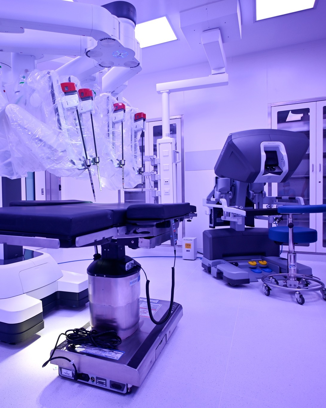 Hospital Angeles Andares Facebook ad: En Hospital Angeles Andares, la tecnología de vanguardia…