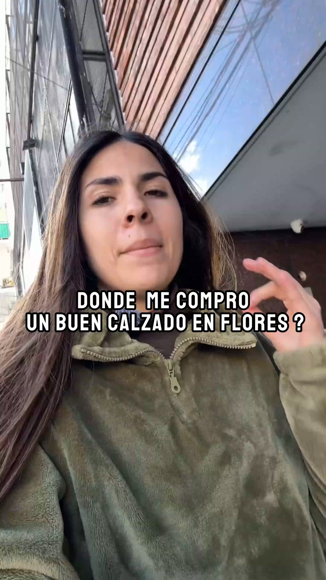 By Pack Shoes Facebook ad: Querés empezar a revender calzado pero no sabés…