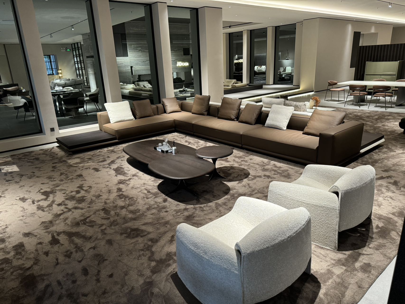 Biuhomey furniture Facebook ad: We focus on a full range of furniture…
