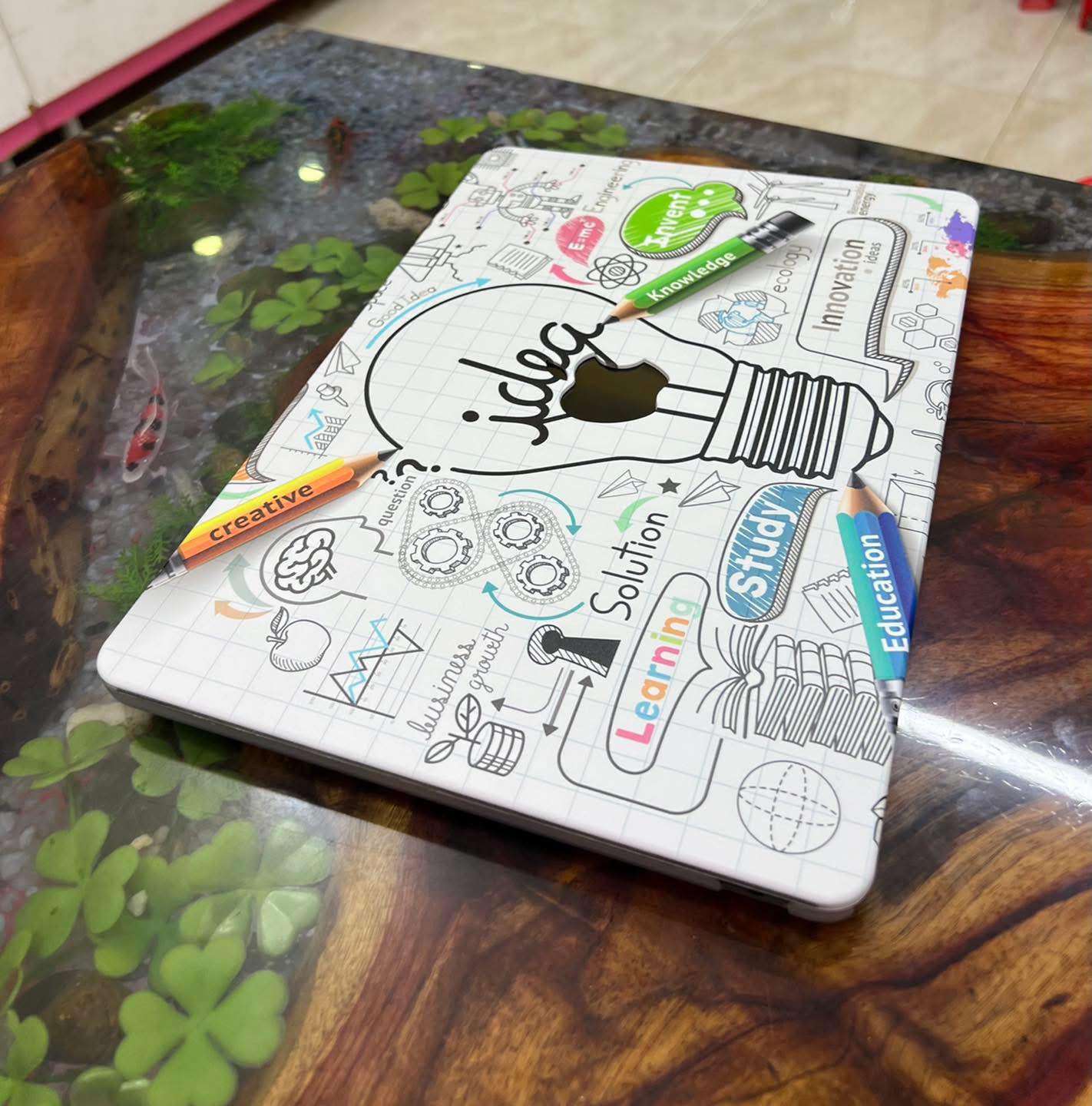 Hout Ly ហ៊ួតលី Facebook ad