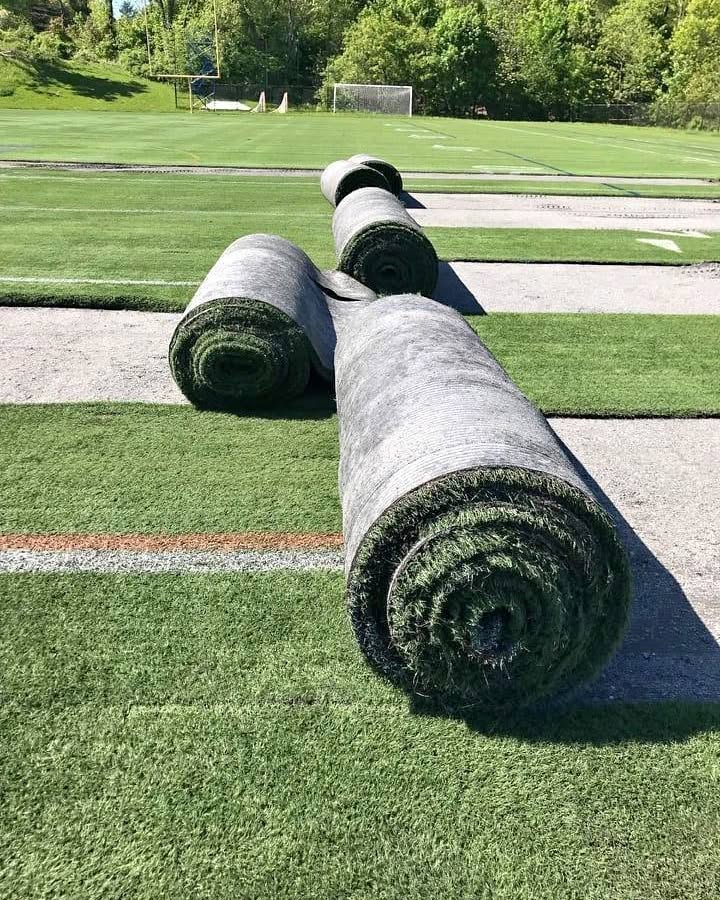 Sarah Craig Miller Facebook ad: Landscape Turf // Fake Grass