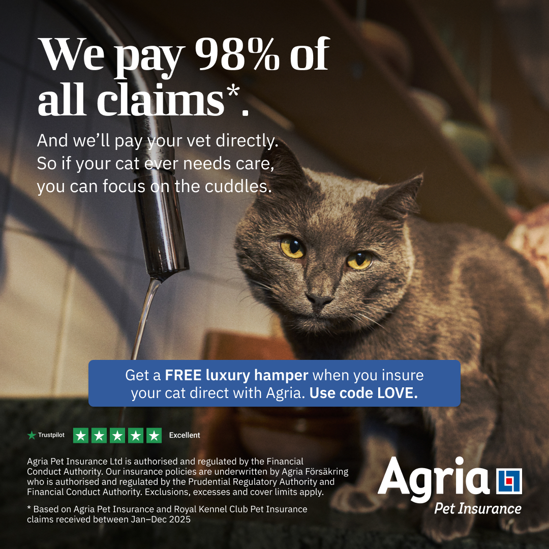 Agria Pet Insurance Facebook ad: Easy to set up, excellent cover. - Carol