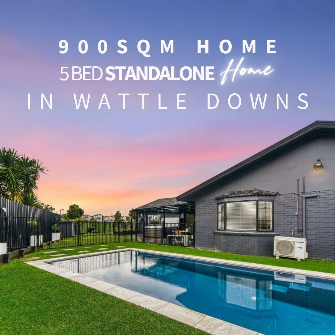 Harcourts Manukau Facebook ad: LARGE LAND + FAMILY LIVING