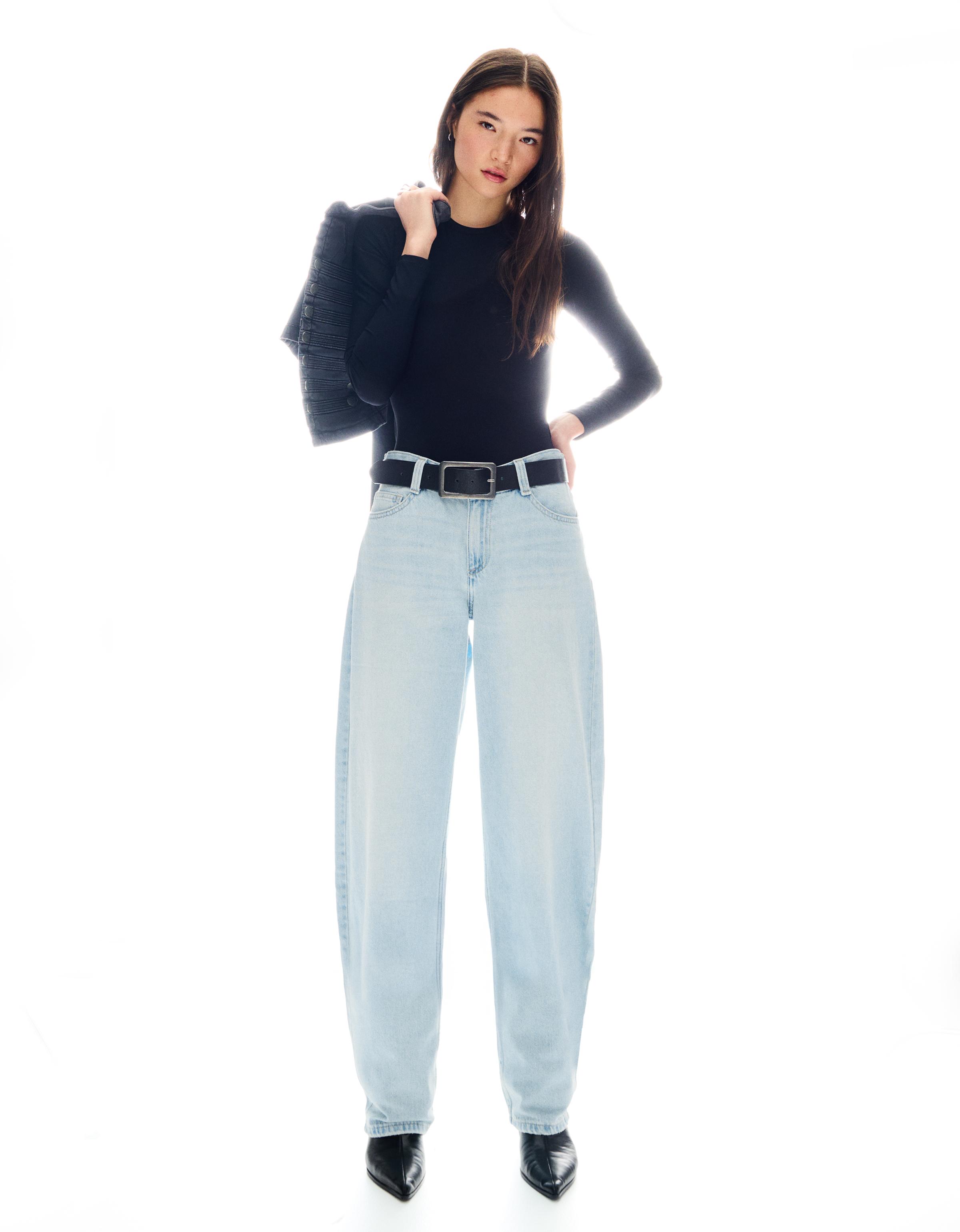 Bershka Facebook ad