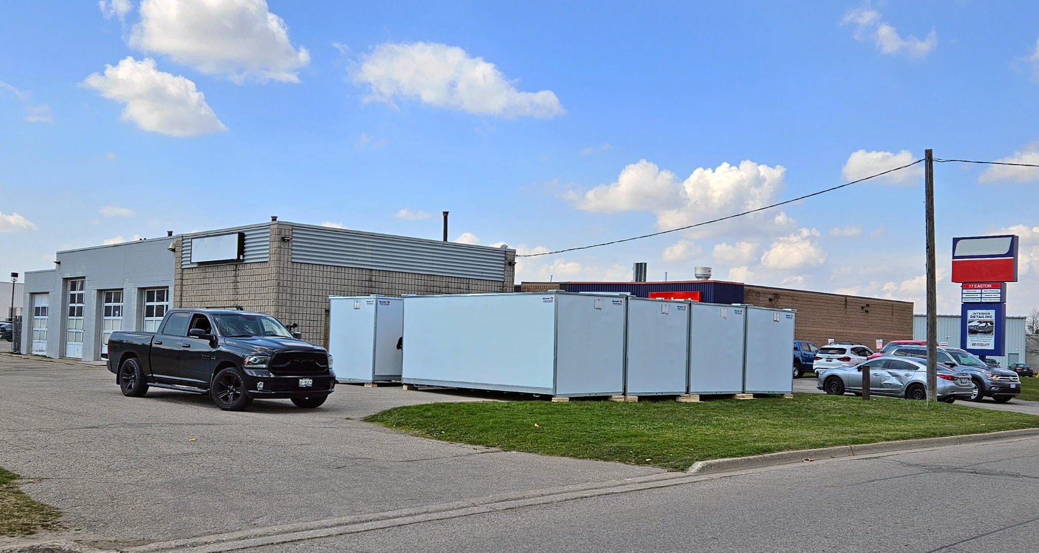 Mobile Fortress Moving & Portable Storage Facebook ad: Portable Storage Units For Southern Ontario | Mobile…