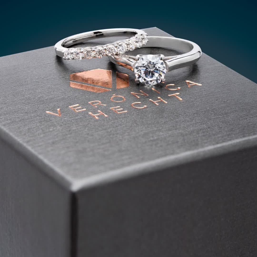 Verónica Hecht Joyas Facebook ad: Descubre nuestro nuevo Catálogo de Anillos de Compromiso…