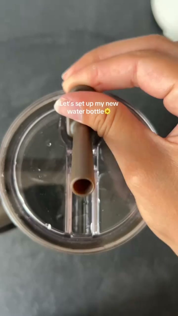 waterdrop Facebook ad: So trinkst du mehr Wasser