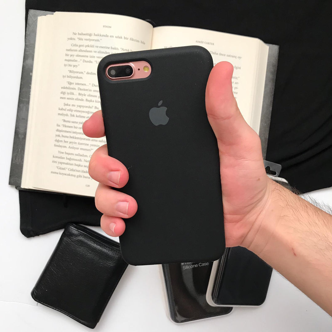 Season Made Cases Facebook ad
