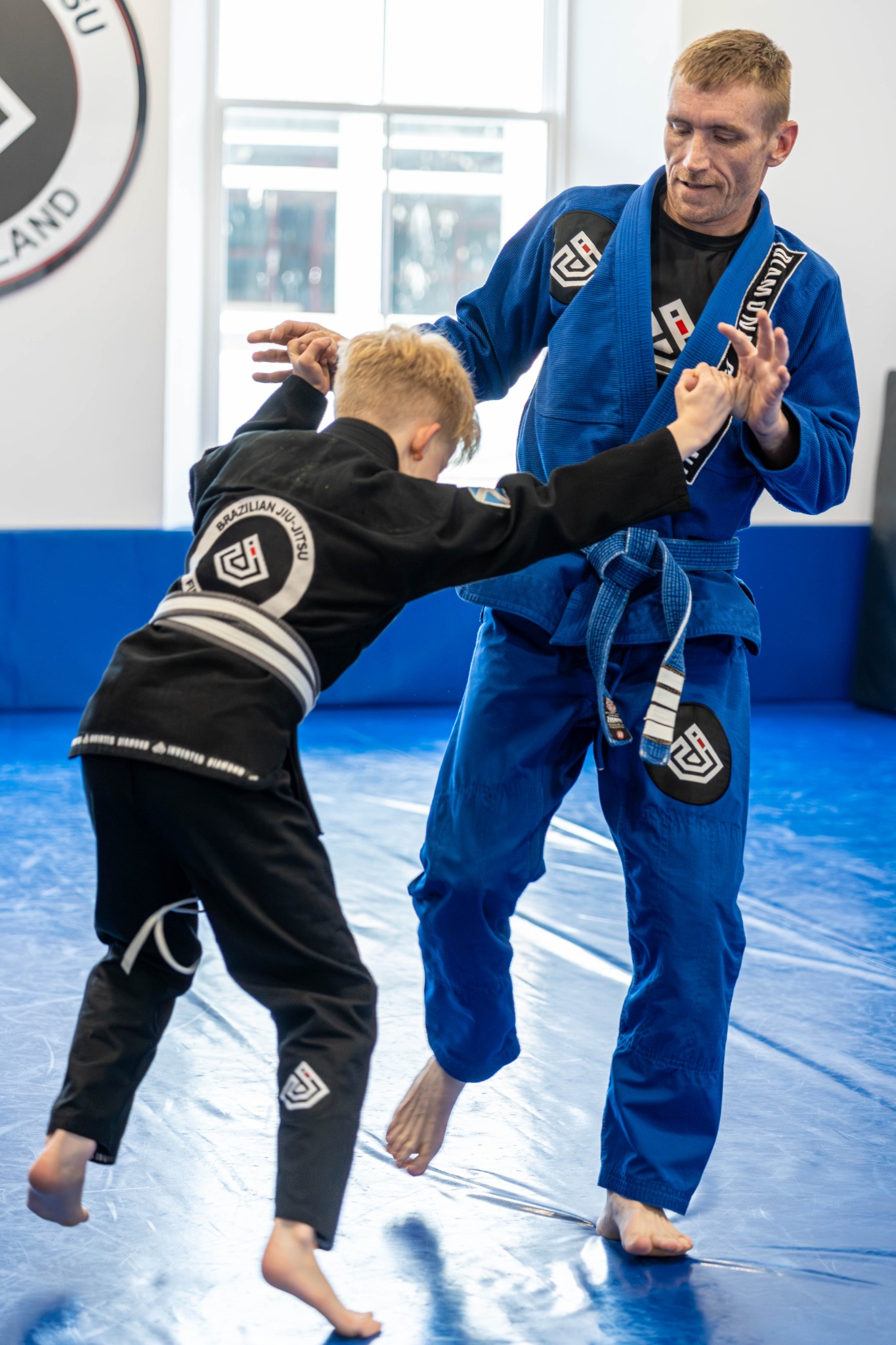 Inverted Diamond - Jiu Jitsu Academy Facebook ad from Dec 18, 2025